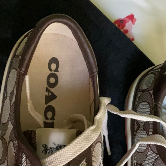 NWT COACH BROWN SNEAKER - Picture 2 of 5